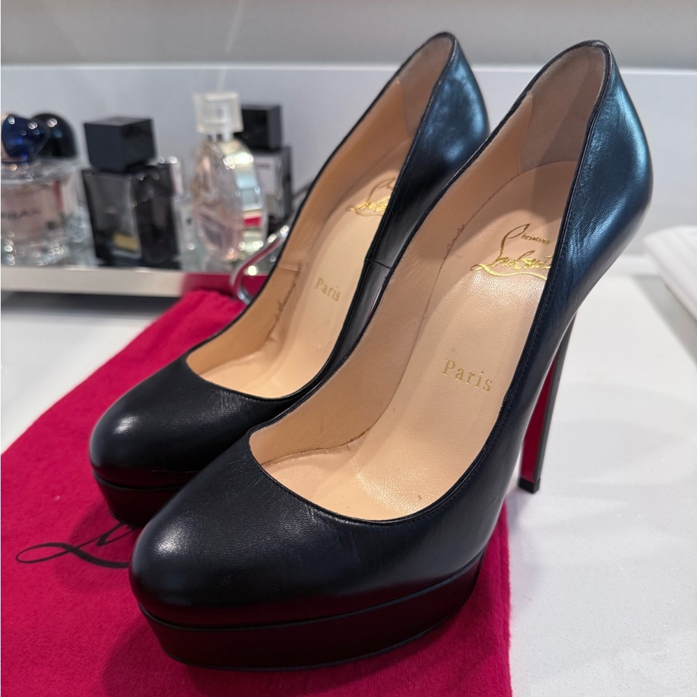 Christian Louboutin Black Leather Pumps with Red Soles